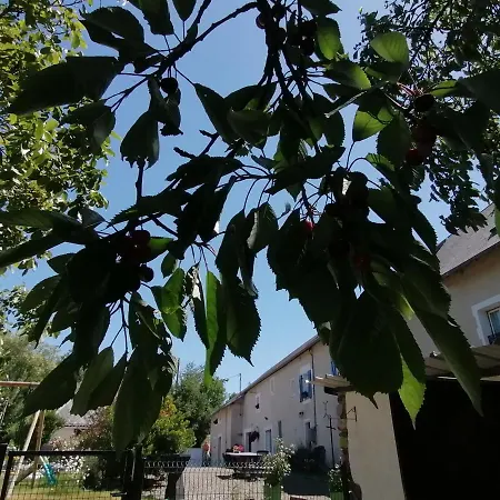 La Parisiere Bed & Breakfast 3*