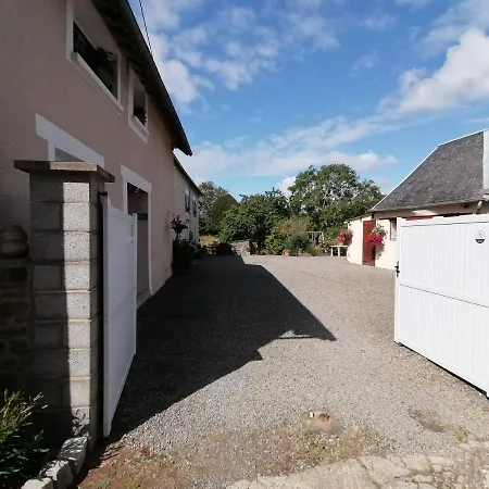 La Parisière 3*